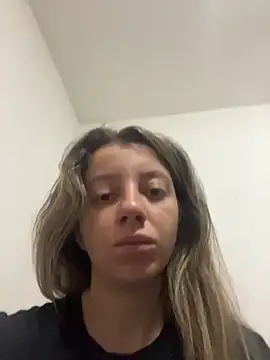 Snapshot of casal_uai chatting on 20, 5, 2026 casal uai online show from 20, 5, 2026