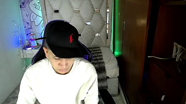 Black diamondd  online show from 14, 4, 2026