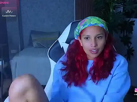 Snapshot of saphire_ chatting on 21, 7, 2026 saphire online show from 21, 7, 2026
