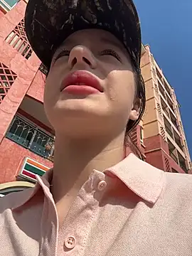 MiaTee online show from 17, 3, 2026