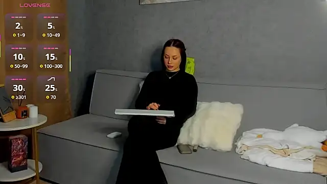 aelin day online show from 13, 2, 2026