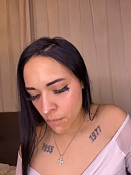 cristal  violetaa online show from 3, 2, 2026