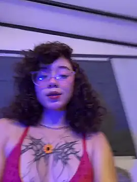 luci butterfly online show from 11, 2, 2026