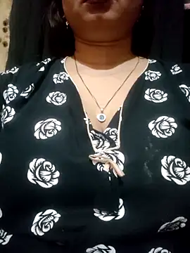 PARI51 online show from 5, 4, 2026