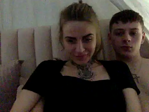 Snapshot of Carlos18loverboyfriend chatting on 28, 3, 2026 Carlos18loverboyfriend online show from 28, 3, 2026