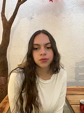 Annie bonnie  online show from 13, 2, 2026