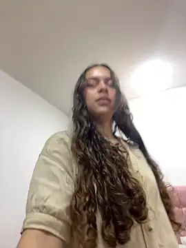 Annie bonnie  online show from 16, 3, 2026