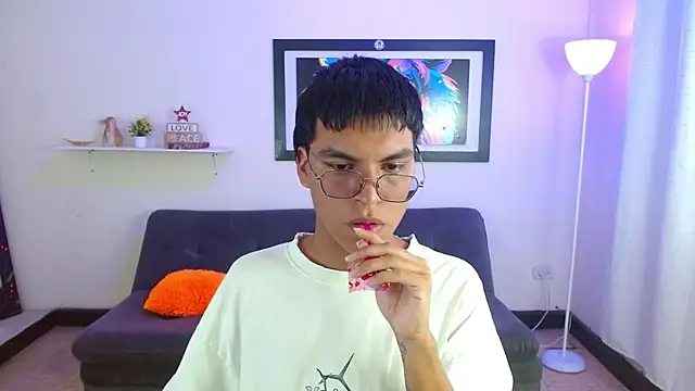 Maecum18 online show from 23, 3, 2026