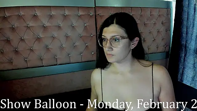 Sweett Dominik online show from 2, 2, 2026