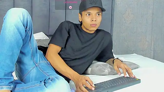 Snapshot of Alejandroo_Montenegro chatting on 14, 3, 2026 Alejandroo Montenegro online show from 14, 3, 2026