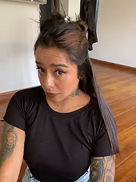 foxxy lover online show from 18, 4, 2026