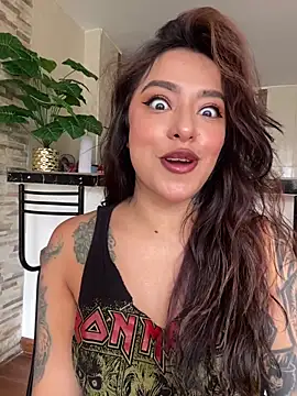 foxxy lover online show from 21, 4, 2026