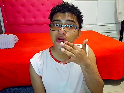 Snapshot of philipsex28 chatting on 3, 2, 2026 philipsex28 online show from 3, 2, 2026