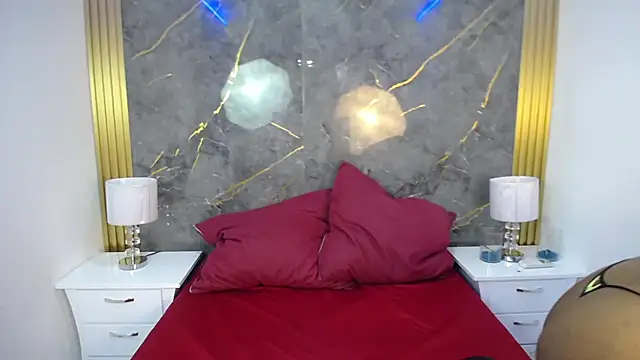 JORDAN MOOR online show from 8, 4, 2026