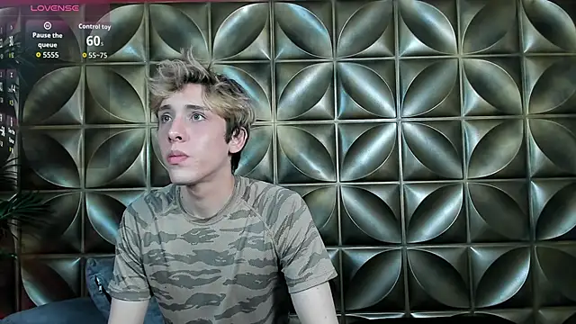 Snapshot of DannyParker_ chatting on 3, 2, 2026 DannyParker online show from 3, 2, 2026