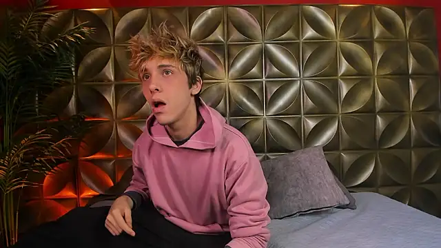 Snapshot of DannyParker_ chatting on 7, 2, 2026 DannyParker online show from 7, 2, 2026