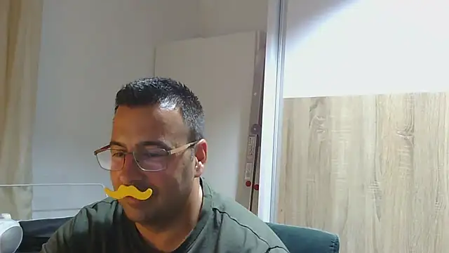 Snapshot of VanillaTime78-Jorge chatting on 14, 5, 2026 VanillaTime78-Jorge online show from 14, 5, 2026