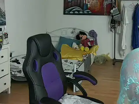 Snapshot of Sylly chatting on 10, 2, 2025 Sylly online show from 10, 2, 2025