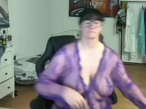 Snapshot of Sylly chatting on 25, 2, 2025 Sylly online show from 25, 2, 2025