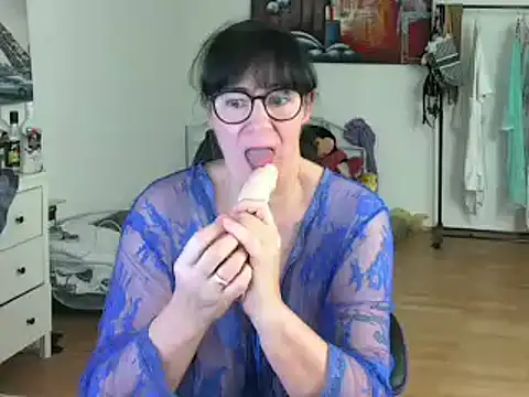 Snapshot of Sylly chatting on 26, 2, 2025 Sylly online show from 26, 2, 2025