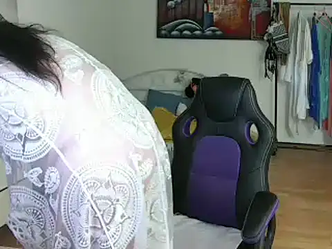 Snapshot of Sylly chatting on 27, 2, 2025 Sylly online show from 27, 2, 2025