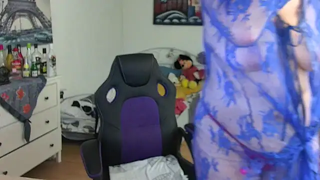 Snapshot of Sylly chatting on 16, 3, 2025 Sylly online show from 16, 3, 2025