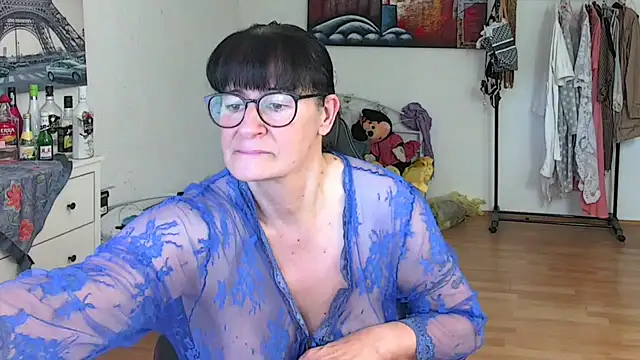 Snapshot of Sylly chatting on 18, 3, 2025 Sylly online show from 18, 3, 2025