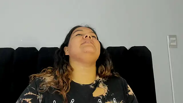 Amaranoir- online show from 1, 4, 2026