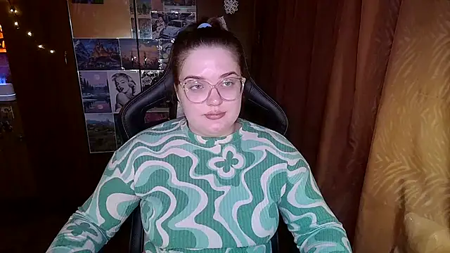 Teasing Dora online show from 3, 2, 2026