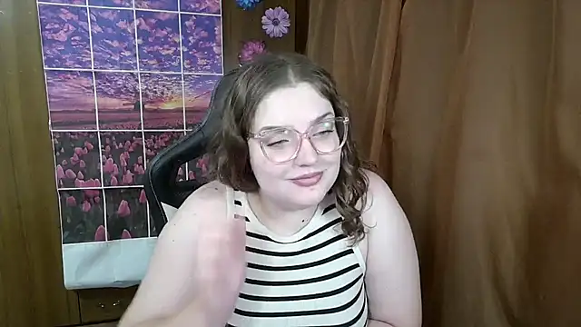 Snapshot of Teasing_Dora chatting on 15, 7, 2026 Teasing Dora online show from 15, 7, 2026