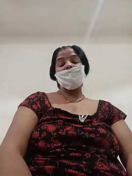 Snapshot of punamji_sexe chatting on 25, 6, 2026 punamji sexe online show from 25, 6, 2026
