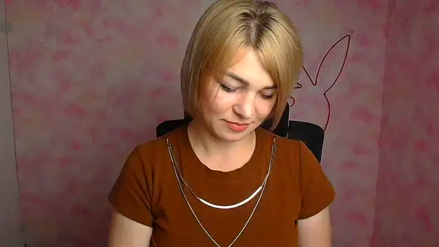 CuttieEmma online show from 10, 7, 2026