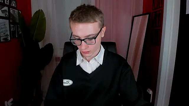 Snapshot of Emmit_Barker chatting on 19, 2, 2026 Emmit Barker online show from 19, 2, 2026