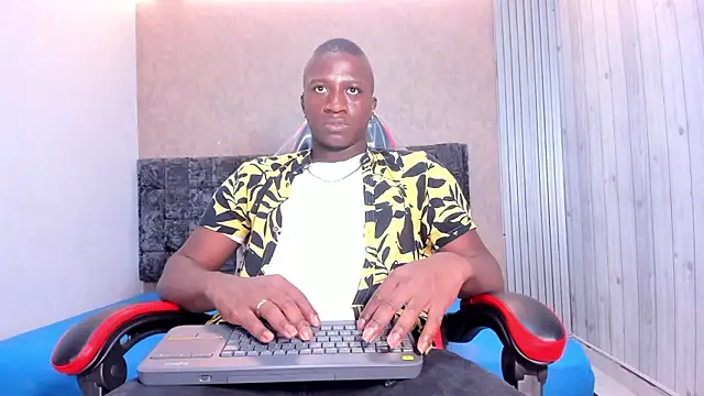 Snapshot of michell_joos chatting on 3, 2, 2026 michell joos online show from 3, 2, 2026