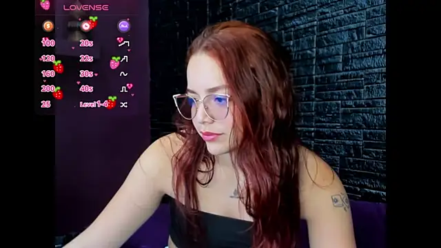 Snapshot of Miss_Dior2 chatting on 31, 3, 2026 Miss Dior2 online show from 31, 3, 2026