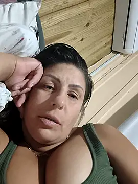 Snapshot of deboragta chatting on 7, 2, 2026 deboragta online show from 7, 2, 2026