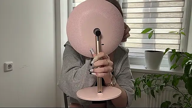 Snapshot of Sarahsolara chatting on 28, 2, 2026 Sarahsolara online show from 28, 2, 2026