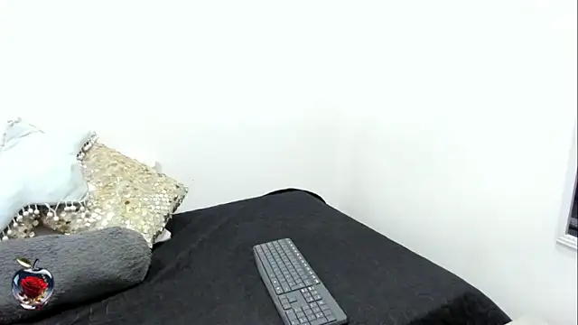 Snapshot of KimberlyVelez_ chatting on 17, 2, 2026 KimberlyVelez online show from 17, 2, 2026