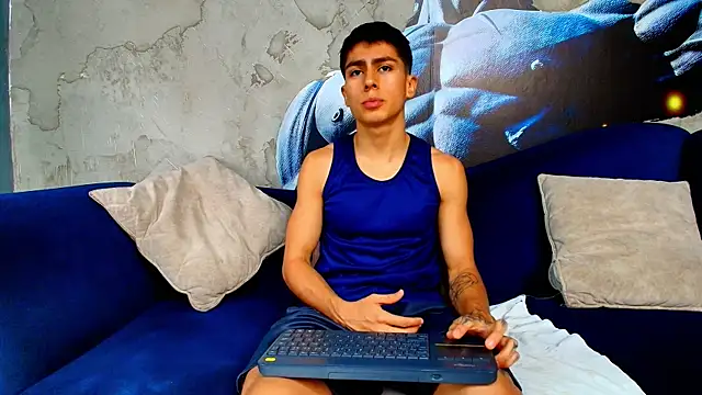 Aron pulse online show from 12, 3, 2026