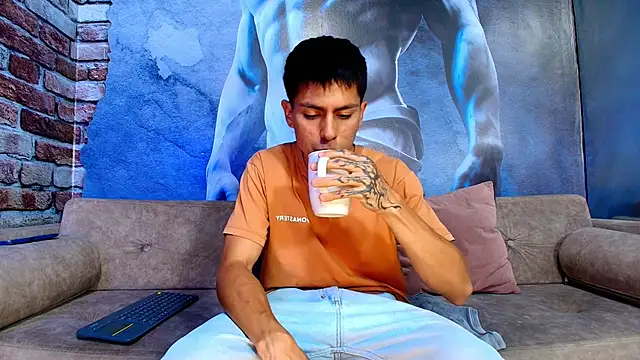 Aron pulse online show from 20, 3, 2026