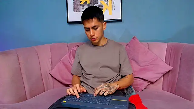 Aron pulse online show from 20, 4, 2026