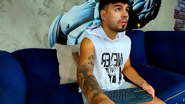 Snapshot of DaveParker_ chatting on 7, 2, 2026 DaveParker online show from 7, 2, 2026