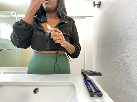 Snapshot of Anadia_Starr chatting on 28, 6, 2026 Anadia Starr online show from 28, 6, 2026