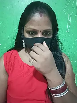 Snapshot of Parul-009 chatting on 4, 7, 2026 Parul-009 online show from 4, 7, 2026