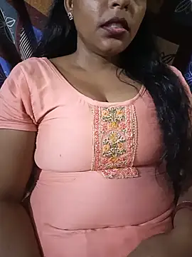Snapshot of Parul-009 chatting on 7, 7, 2026 Parul-009 online show from 7, 7, 2026