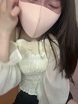 Snapshot of momo_mm chatting on 19, 5, 2026 momo mm online show from 19, 5, 2026