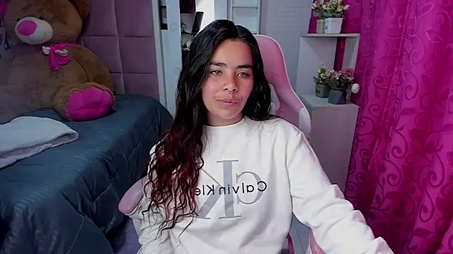 Snapshot of liany_taylor chatting on 15, 2, 2026 liany taylor online show from 15, 2, 2026