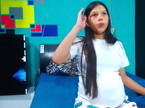 Snapshot of analyn-2027 chatting on 26, 2, 2026 analyn-2027 online show from 26, 2, 2026