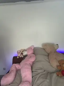 Zoey  08 online show from 17, 3, 2026