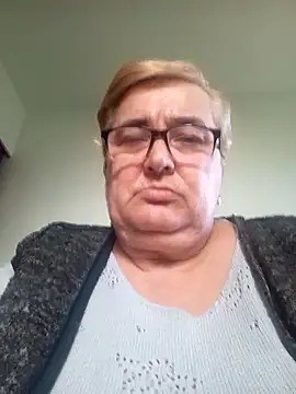 Snapshot of SusanStar874 chatting on 22, 4, 2026 SusanStar874 online show from 22, 4, 2026